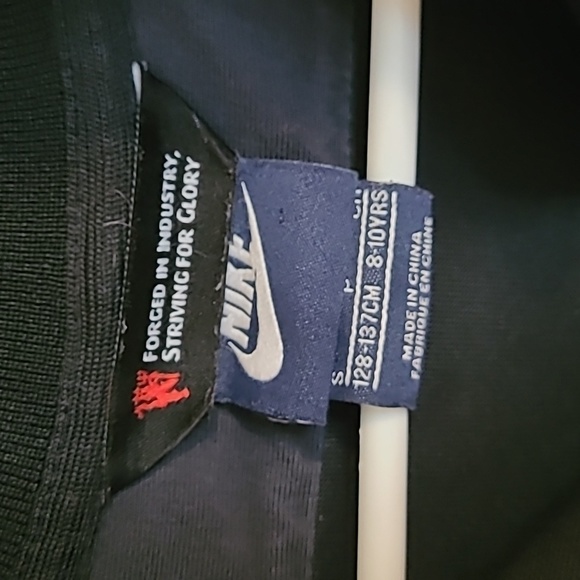 Boys Nike Zip Up Sweater - Picture 4 of 4